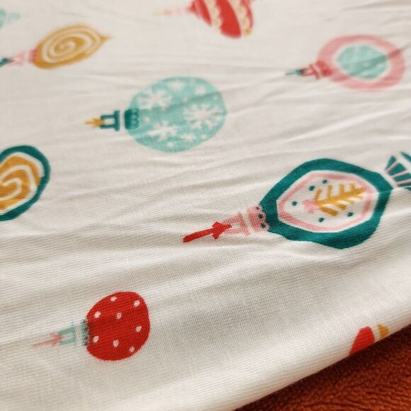 Celebrate Together Tshirt Women Size Small Stretch  Vneck - Picture 7 of 9